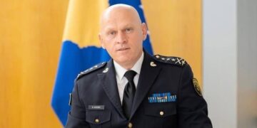 Jashari uron Kurban Bajramin: Thirrje për paqe, solidaritet dhe unitet