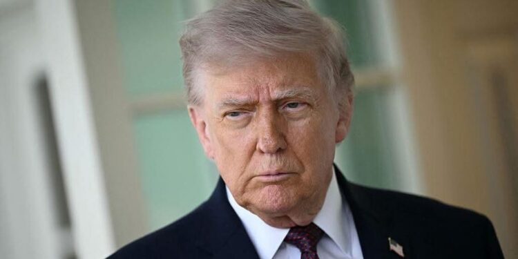 “Ngushtica e Hormuzit të hapet menjëherë”, Trump: Vendimi për marrëveshjen me Iranin merret sot