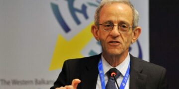Kriza politike, Server: Shpresoj që 7 qershorit ta zgjedh situatën, Kurti të lëvizë shpejt për krijimin e koalicioni nëse s’e merr shumicën