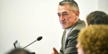 ​“Kur përmenden zgjedhjet më kap një mini-infarkt”, Rashiq i shqetësuar me zgjedhjet e shpeshta