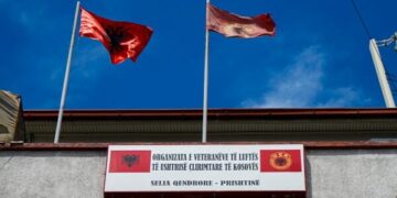 OVL-UÇK: Etiketimi i dëshmitarëve si Clark apo Rubin e nxjerr Prokurorinë nga argumentimi ligjor dhe e zhyt në armiqësi politike