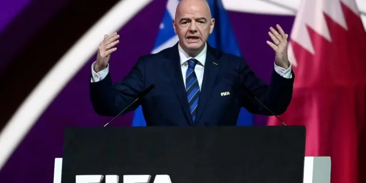 Infantino: Irani do të jetë në Botëror, futbolli duhet të bashkojë/ Presidenti Trump: Le të luajë