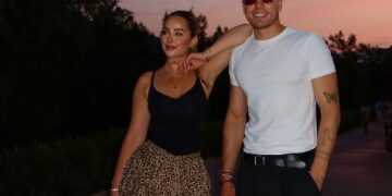 “Hala s’je rahatu”/ Elijona i uron ditëlindjen Klodit