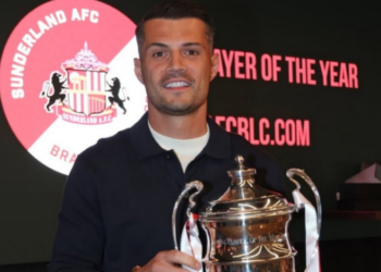Xhaka zgjidhet lojtari i sezonit te Sunderlandi, emocionon me reagimin e tij