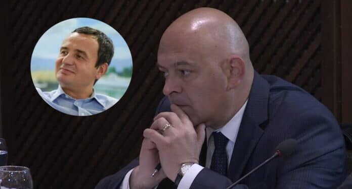 Kandidati i AAK-së për kryeministër mundet të faktorizohet duke u marrë me Kurtin: “Mos e votoni se po na merrni në qafë”