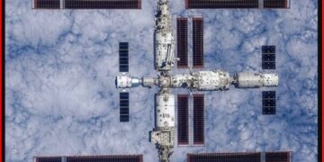 Kina dërgon “embrione artificiale njerëzore” në hapësirë për të testuar riprodhimin në gravitet zero