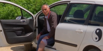 Mbrëmja e maturës: Qeni kafshoi profesorin, por festa vazhdoi