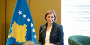 Palatova – Kurtit: Brukseli nuk mund thjesht t’ua japë statusin e kandidatit, duhet t’i bindni 27 shtetet