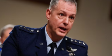 Gjenerali amerikan i NATO’s thotë se tërheqja e trupave amerikane nga Europa do të zgjasë me vite
