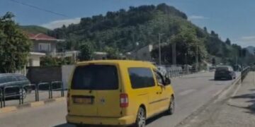 I shpëtoi nënës nga dora: Detaje nga aksidenti tragjik ku humbi jetën 7-vjeçari
