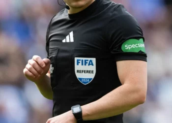 FIFA publikon listën/ Zbulohen arbitrat e katër ndeshjeve të para të Botërorit, brazilianët do të vendosin drejtësi në sfidën hapëse