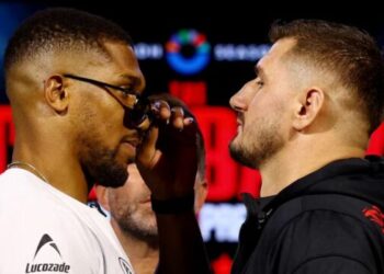 Kristian Prenga ia thotë në sy Anthony Joshuas: Unë nuk flas shumë, unë godas fort sepse jam shqiptar