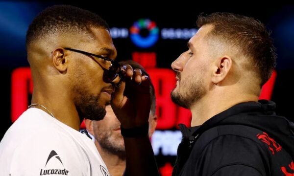 Kristian Prenga ia thotë në sy Anthony Joshuas: Unë nuk flas shumë, unë godas fort sepse jam shqiptar