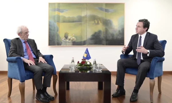 Serwer: Kosova t’i bashkohet gazit amerikan nëse alternativat janë të njejta, por vendos Qeveria dhe jo e ngarkuara me punë në Ambasadën amerikane