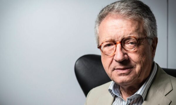 Wolfgang Petritsch: Demokracia në Kosovë po keqpërdoret për arsye partiake