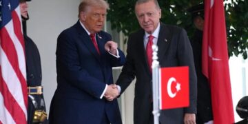 Trump do jetë në samitin e NATO: Po të mbahej diku tjetër nuk do shkoja