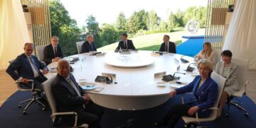 Udhëheqësit e G7-ës hapin bisedimet e samitit mbi Ukrainën dhe Lindjen e Mesme