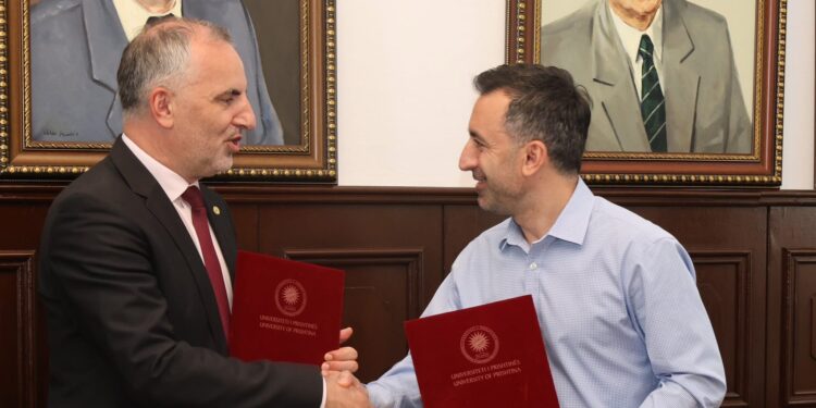 Universiteti i Prishtinës nënshkruan memorandum mirëkuptimi me Ministrinë e Infrastrukturës dhe Transportit
