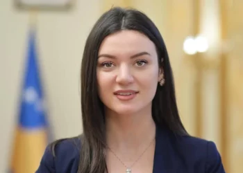Jeta Statovci pas shkarkimit të vëllait nga RTK: Thellësisht zhgënjyese, kjo është më e rëndë se hakmarrja politike