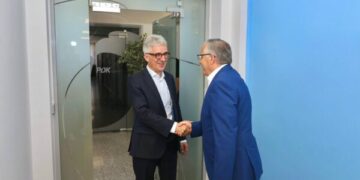 Hamza takon ambasadorin gjerman: PDK e përkushtuar për formimin sa më të shpejtë të institucioneve