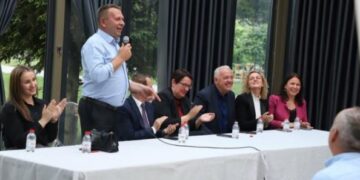 Rrahman Rama: Mësimdhënësit nuk do të mbeten më pas dore