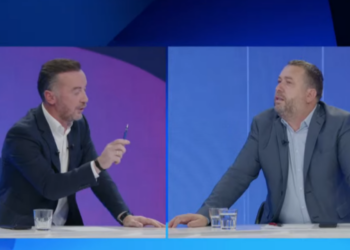 Debat i ashpër Molliqaj – Latifi: Ke marrë privilegje nga ish-pushteti – të çojë në gjyq