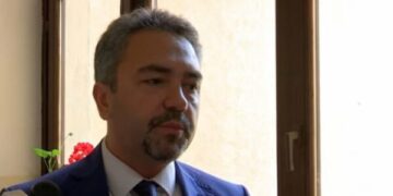 Voton kryesuesi i KQZ-së, Radoniqi, bën thirrje për pjesëmarrje në zgjedhje