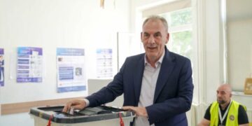 Fatmir Limaj u bën thirrje qytetarëve të votojnë me qetësi dhe përgjegjësi: Sot është dita kur zëri juaj dëgjohet