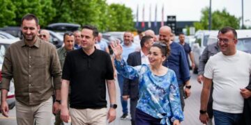 Vjosa Osmani falënderon aktivistët në Istog: Është vetëm fillimi