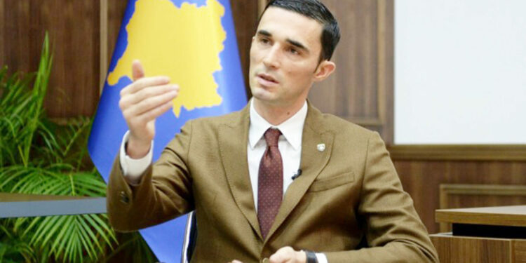 Ish-ministri Endrit Shala dënohet me 2 vjet burgim pasi iu rikualifikua vepra penale në konflikt interesi