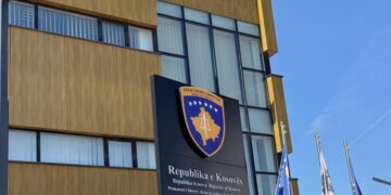 Prokuroria: E pandehura dyshohet se kreu vr@sjen në Ferizaj, u ndalua edhe babai i saj