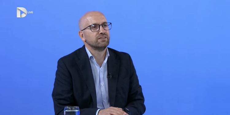Hasanpapaj: Bashkimi i LDK-së me Vjosa Osmanin ka rikthyer entuziazmin te qytetarët
