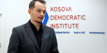 Cakolli: Qeveria në dorëheqje nuk ka mandat të nisë politika apo procese të reja legjislative