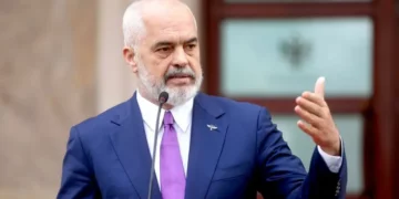 Rama reagon pas natës së tretë të protestave:  Shqipëria do të bëhet sipas kontratës