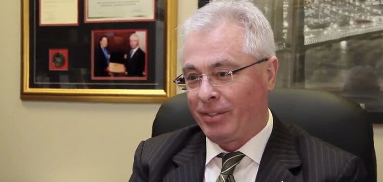 Deklarimi i ambasadores amerikane, Harry Bajraktari thotë se Kosova duhet të veprojë menjëherë