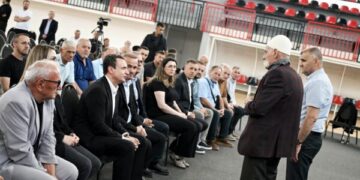 Vde’kja e Sahit Jasharit, Kurti shkon në Skënderaj për ngushëllime