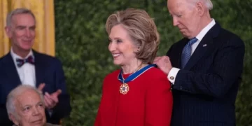 Hillary Clinton: Joe Biden bëri një gabim të tmerrshëm duke kandiduar, kushdo tjetër do ta kishte mundur Donald Trumpin