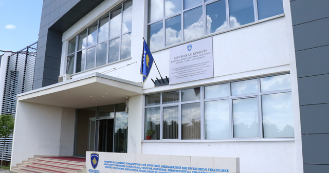 Auditori gjen shkelje në MINT, 29 pozita me ushtrues detyre, disa deri në 36 muaj