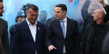 Ferati: Është joetike të kërkosh dorëheqje pa marrë përgjegjësi vetë