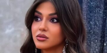 Loredana Brati pozon në bikini, merr vëmendje trupi i saj