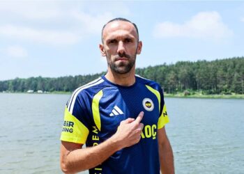 Muriqi shihet emocional pas rikthimit të Fenerbahçe