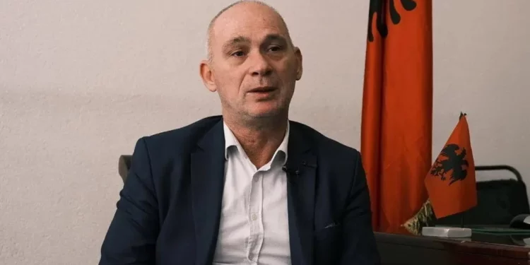Humolli pas deklaratës së Gjinit: ‘Edhe unë i pata disa kushte kur hyra në listën e LVV-së për deputet, asnjëra nuk u realizu!