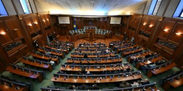 100 deputetët shqiptarë që kanë siguruar deri më tani ulëse në Kuvendin e Kosovës