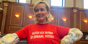 Lajmërohet Adriana Matoshi, i “kapet” LDK’së: Koncetrohuni o burra