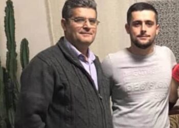 Po pastronin veturën në oborrin e shtëpisë, detaje nga tragjedia në Deçan ku vdiqën babë e bir