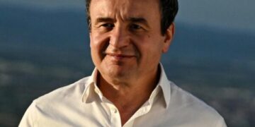 Kurti reagon pas mbylljes së procesit zgjedhor: Sytë dhe veshët janë te komisionerët e vëzhguesit