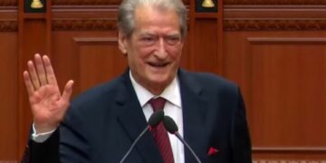 PD thotë se SHBA ia hoqi “non gratan”, Berisha në Kuvend: Unë erdha, u krye