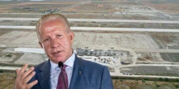 Pacolli i bën thirrje SPAK-ut të hetojë situatën në Aeroportin e Vlorës
