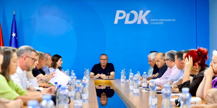 Në ora 15:00 mblidhet kryesia e PDK-së, ja çka pritet të diskutohet