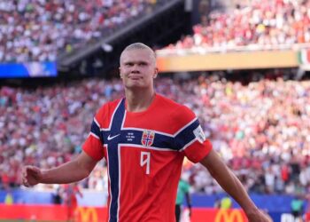 Prapaskena e Erling Haaland: Mund të luaja me Anglinë, zgjodha Norvegjinë falë babait tim